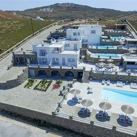 Senses Luxury & Aparthotel 5*