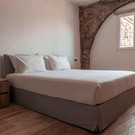وأجنحة سينسيز الفاخرة Elia (Mykonos)