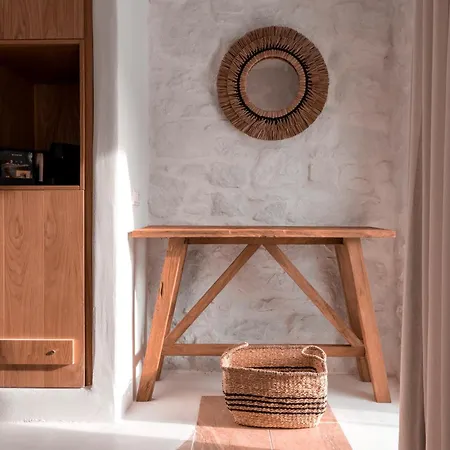 Senses Luxury & Ξενοδοχείο με διαμερίσματα 5*
