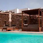 Ξενοδοχείο με διαμερίσματα Senses Luxury & Ελιά